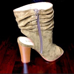**Newbie**‼️ Olive Bootie